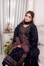 Black Gorgeous Whisper D13 - Image 3