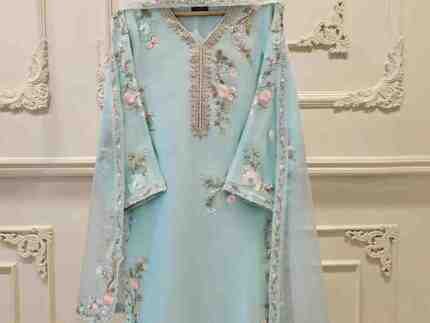 Agha Noor Inspired Flower Bloom D21