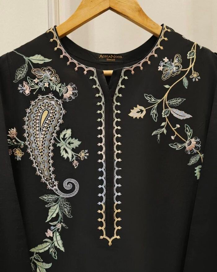 Agha Noor Inspired Black Lira D19 - Image 2